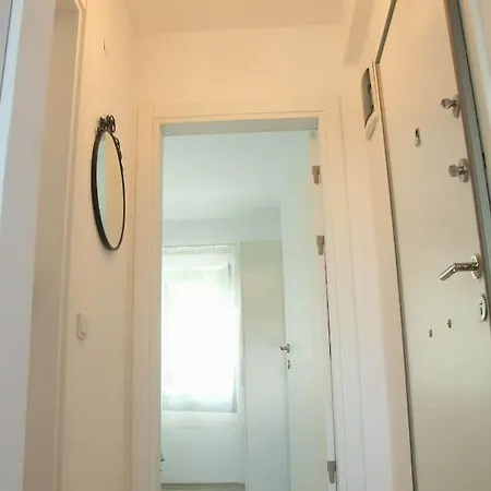 Cozy 1 Bedroom Apartment With Balcony 达特恰